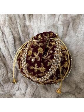 POUCH BAG/PURSE